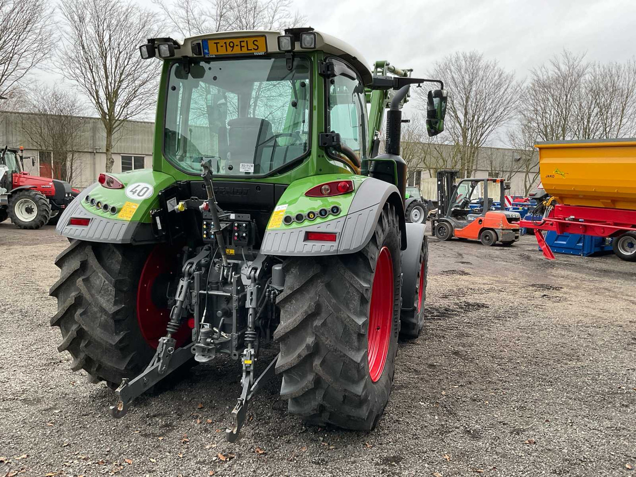 2021 FENDT 313 POWER ALL-WHEEL DRIVE AGRICULTURAL TRACTOR - جرار: صور 5 2021 FENDT 313 POWER ALL-WHEEL DRIVE AGRICULTURAL TRACTOR - جرار: صور 5