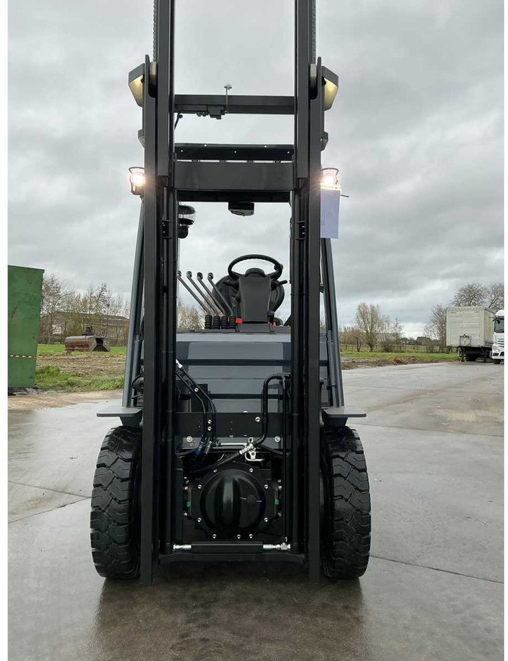 2024 TOYOTA 52-8FDF25 FORKLIFT - رافعة شوكية: صور 3 2024 TOYOTA 52-8FDF25 FORKLIFT - رافعة شوكية: صور 3