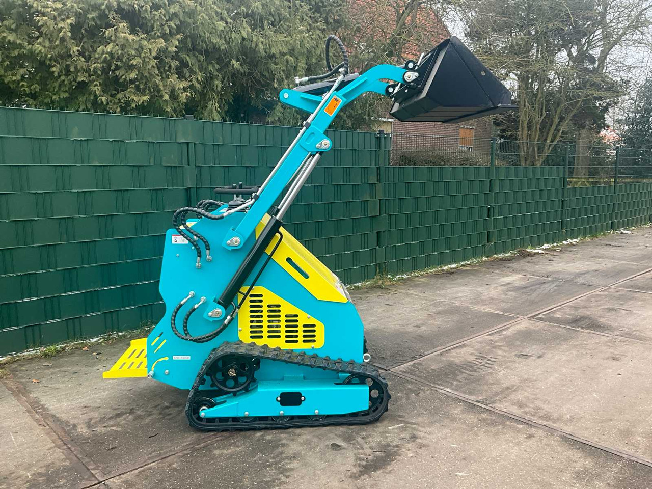 2025 - HH - LY-350 - SKID STEER LOADER - اللودر المجنزر صغير: صور 3 2025 - HH - LY-350 - SKID STEER LOADER - اللودر المجنزر صغير: صور 3