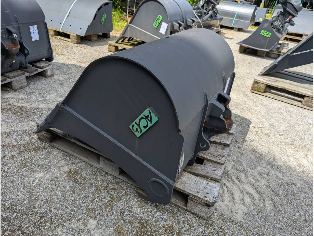 ACB (COUPLEURS & GODETS) - 2021 - LOW SPOON 1000MM - MODULE 3 - 364 LITRES - اللودر بعجل: صور 3 ACB (COUPLEURS & GODETS) - 2021 - LOW SPOON 1000MM - MODULE 3 - 364 LITRES - اللودر بعجل: صور 3