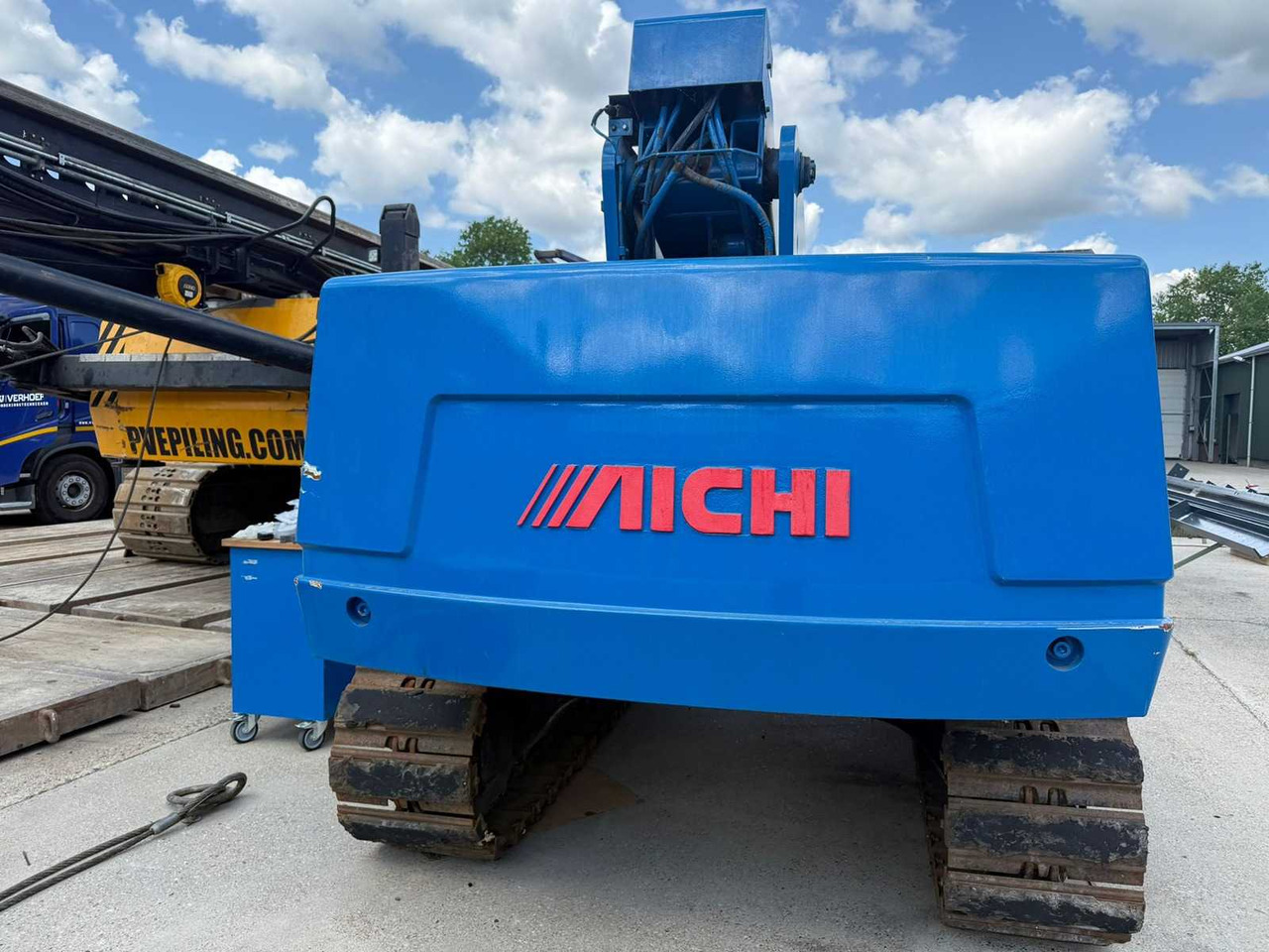 Aichi SR 182 - منصات هيدروليكية متنقلة: صور 5 Aichi SR 182 - منصات هيدروليكية متنقلة: صور 5