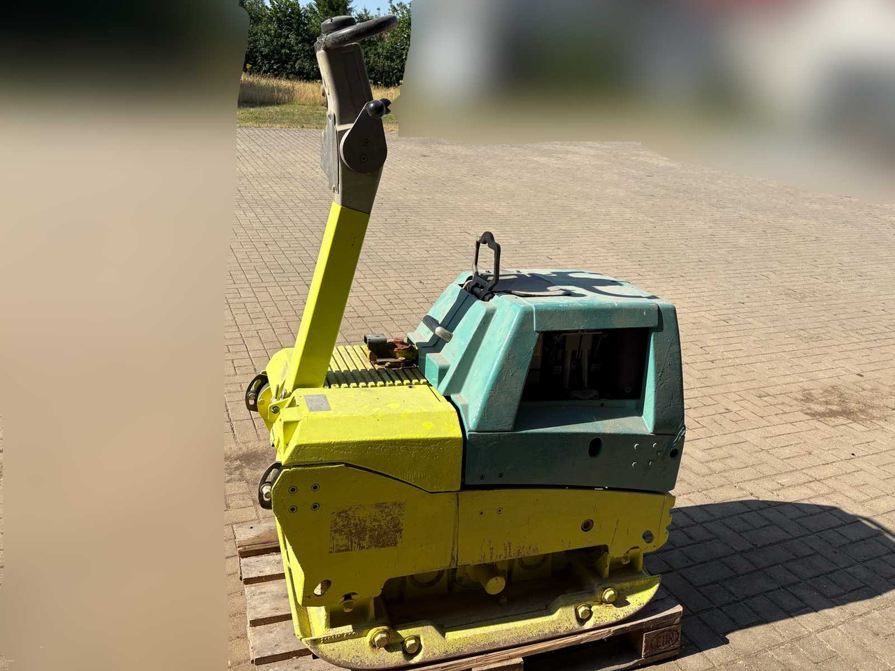 Ammann APH 100 - 20 - صفائح اهتزازية: صور 5 Ammann APH 100 - 20 - صفائح اهتزازية: صور 5