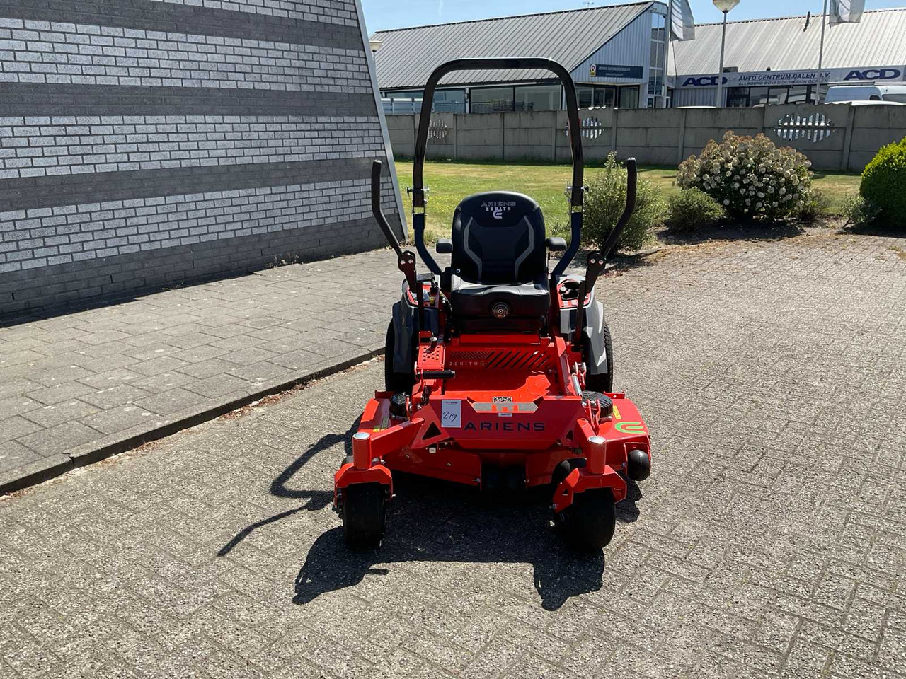 Ariens Zenith E48 - جزازة المروج: صور 2 Ariens Zenith E48 - جزازة المروج: صور 2