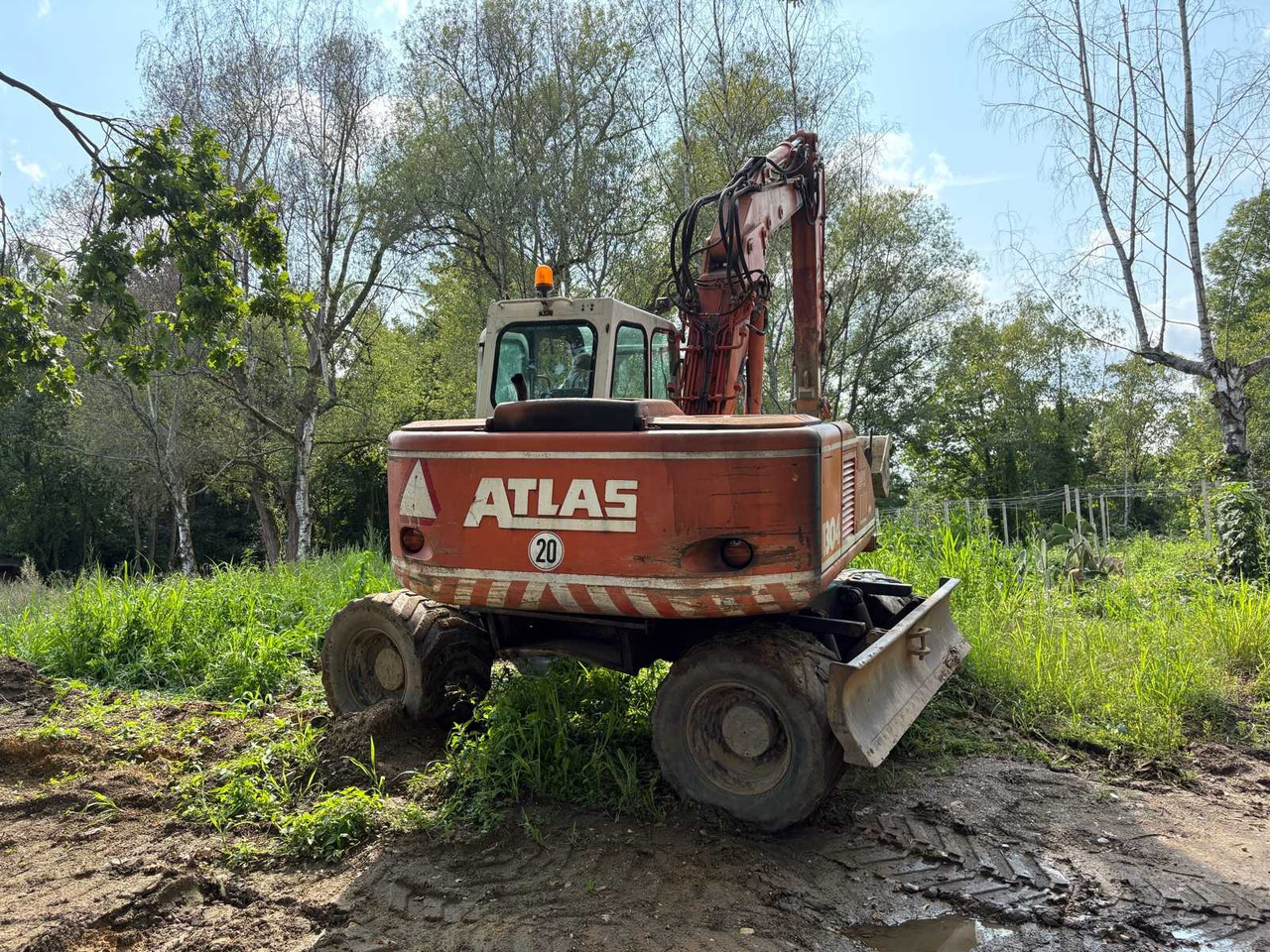 Atlas 1304 - آلات البناء: صور 4 Atlas 1304 - آلات البناء: صور 4