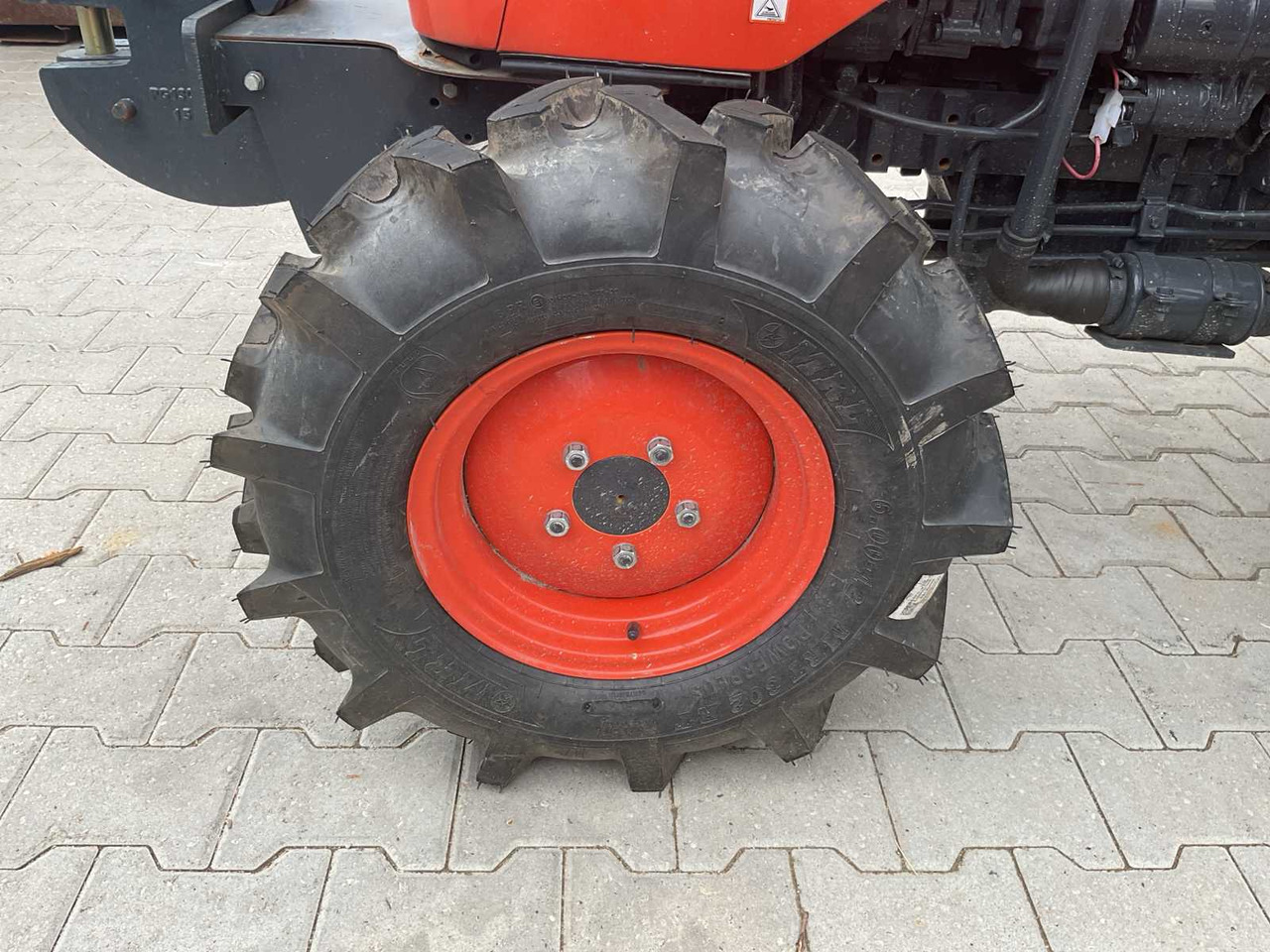 Avenger - جرار صغير: صور 4 Avenger - جرار صغير: صور 4