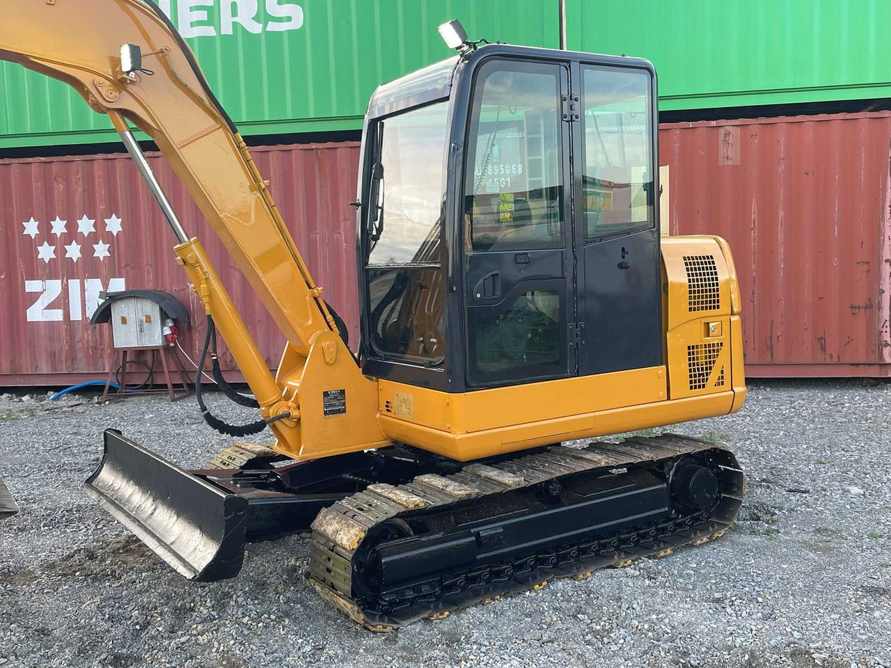 CATERPILLAR - 306 - MINI-EXCAVATOR - 2010 - حفارة مصغرة: صور 4 CATERPILLAR - 306 - MINI-EXCAVATOR - 2010 - حفارة مصغرة: صور 4