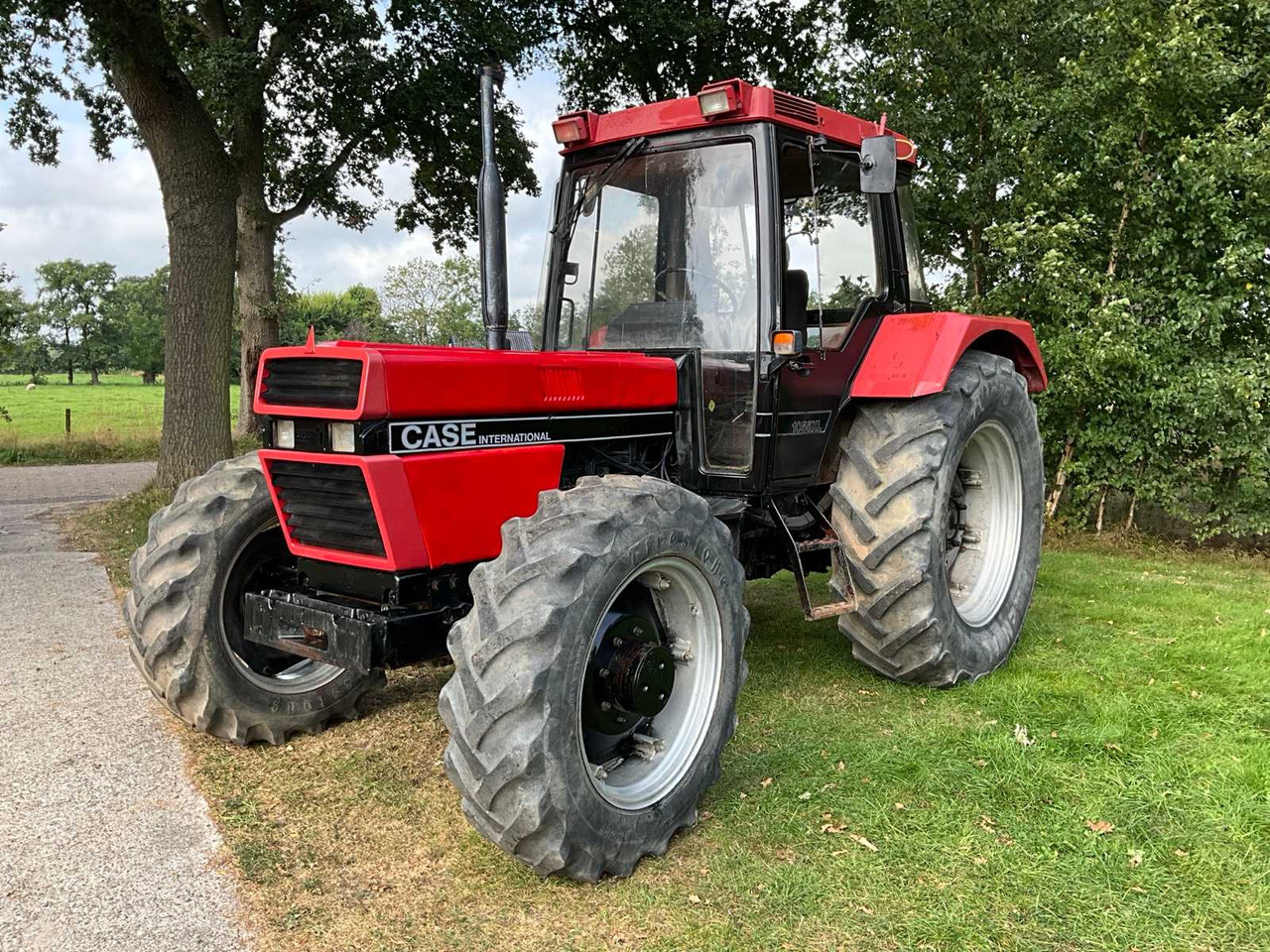 Case IH 1056XL - جرار: صور 2 Case IH 1056XL - جرار: صور 2