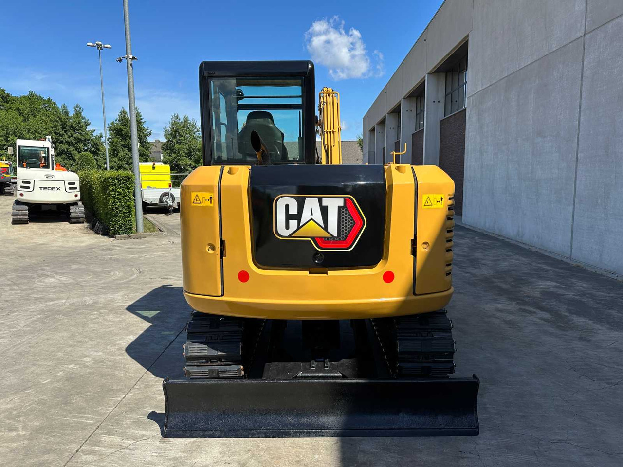 Caterpillar 305.5E2 - حفارات زحافة: صور 5 Caterpillar 305.5E2 - حفارات زحافة: صور 5
