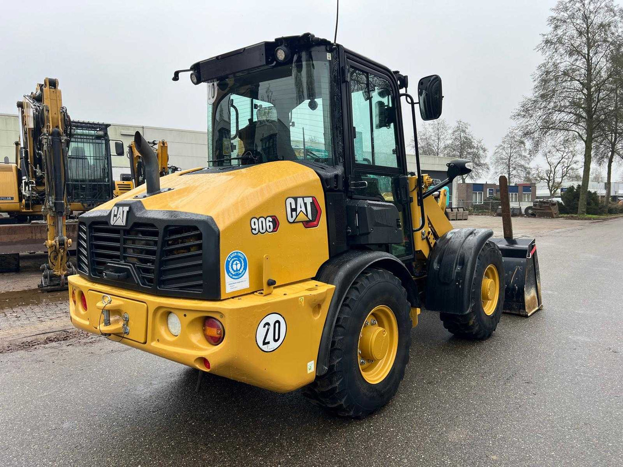 Caterpillar 906 - اللودر بعجل: صور 3 Caterpillar 906 - اللودر بعجل: صور 3