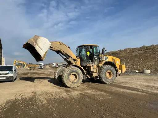 Caterpillar CAT 972H - شيول صغير: صور 2 Caterpillar CAT 972H - شيول صغير: صور 2