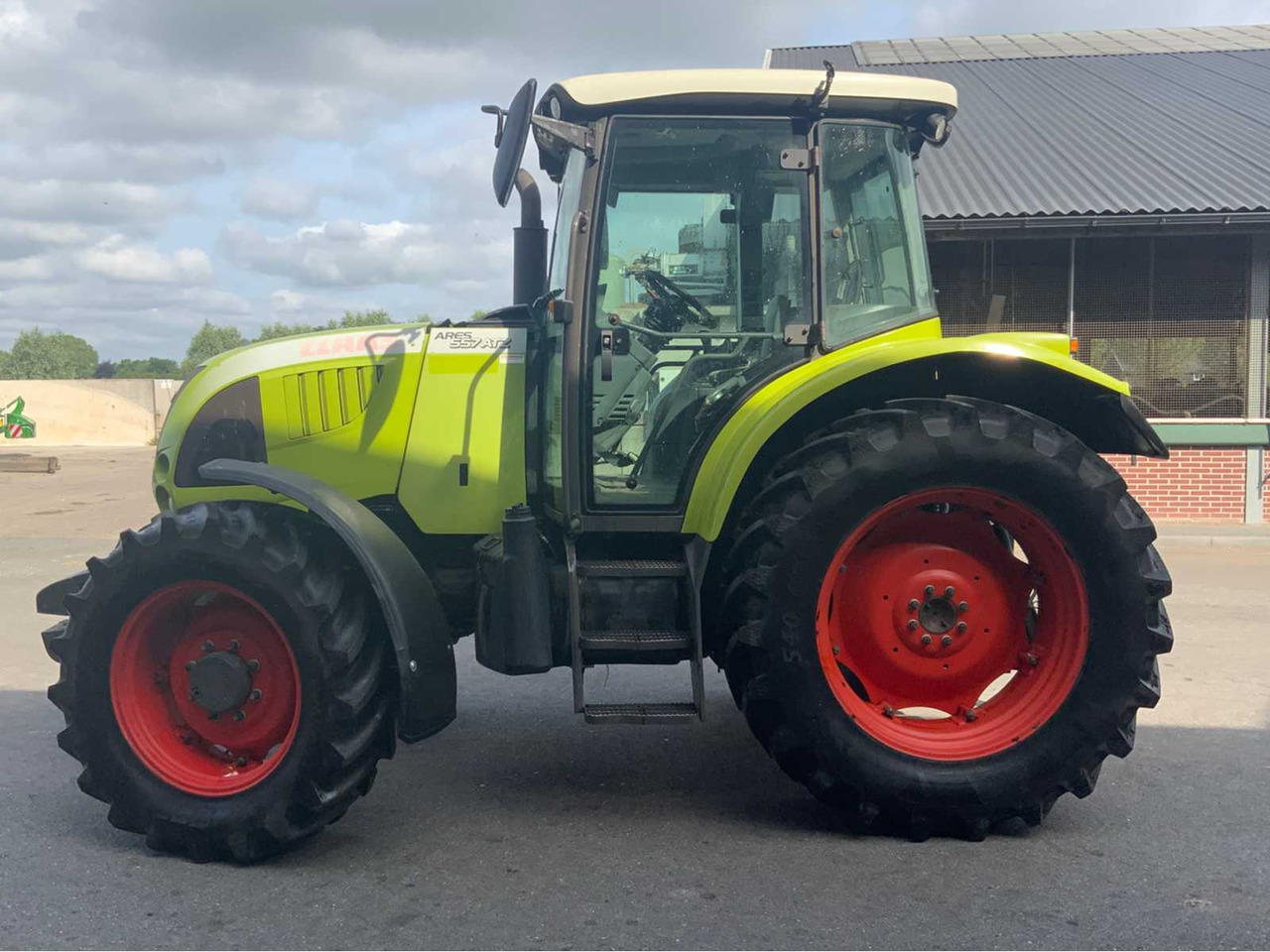 Claas Ares 557 ATZ - جرار: صور 4 Claas Ares 557 ATZ - جرار: صور 4