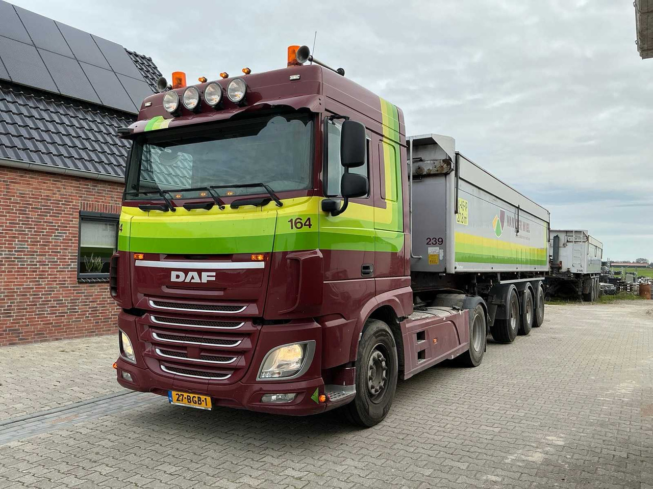 DAF XF 460 FT SEMI-TRAILER TRACTOR + BULTHUIS TATA12 ALUMINIUM TIPPER TRAILER - شاحنة: صور 1 DAF XF 460 FT SEMI-TRAILER TRACTOR + BULTHUIS TATA12 ALUMINIUM TIPPER TRAILER - شاحنة: صور 1