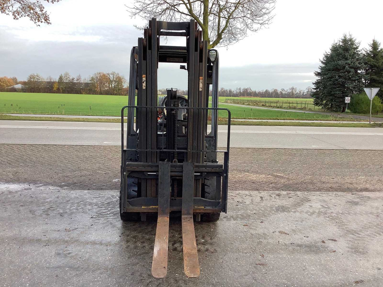 DOOSAN - 2021 - G30P-7 LP - FORKLIFT - رافعة شوكية: صور 5 DOOSAN - 2021 - G30P-7 LP - FORKLIFT - رافعة شوكية: صور 5