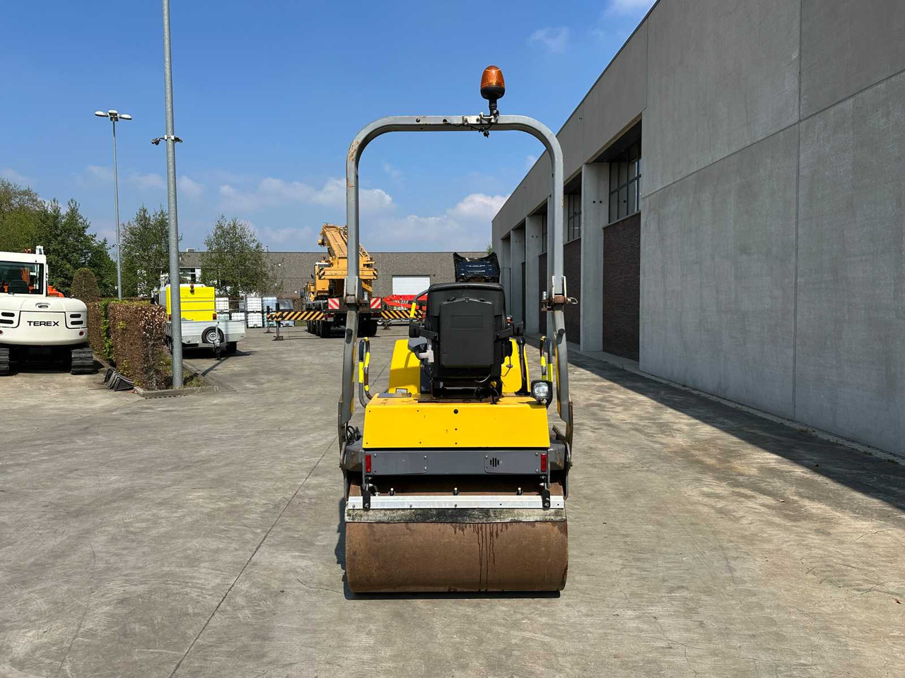 DYNAPAC CC1200 - مدحلة الأسفلت: صور 5 DYNAPAC CC1200 - مدحلة الأسفلت: صور 5