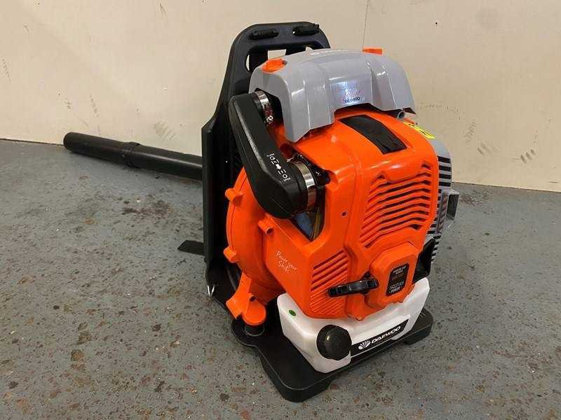 Daewoo DABL7662 - معدات الحدائق: صور 3 Daewoo DABL7662 - معدات الحدائق: صور 3