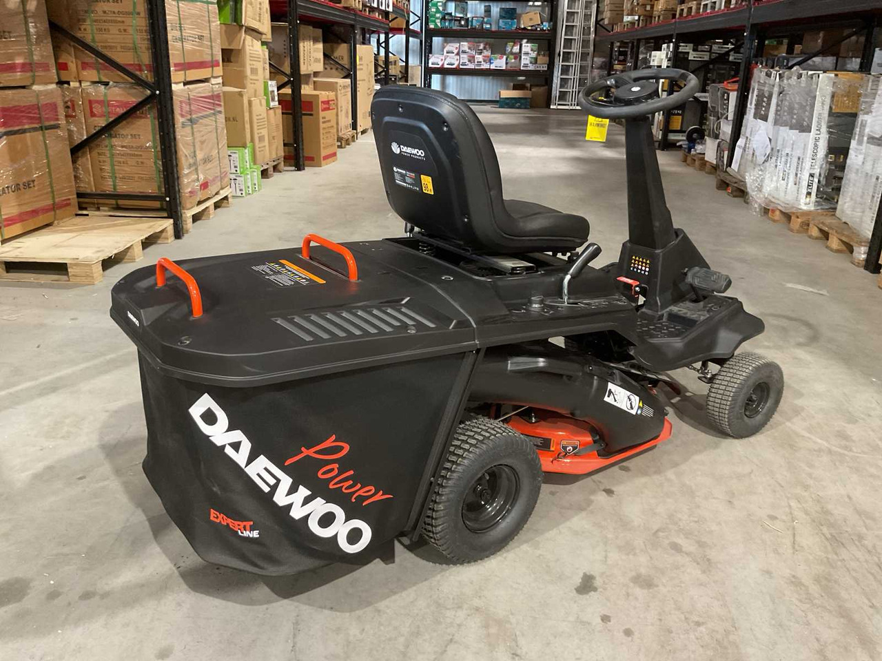 Daewoo DAXRM224 - جزازة المروج: صور 5 Daewoo DAXRM224 - جزازة المروج: صور 5