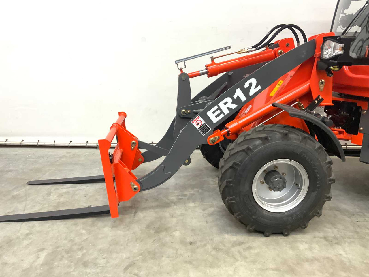 EVERUN - 2025 - ER12 - WHEEL LOADER - اللودر بعجل: صور 4 EVERUN - 2025 - ER12 - WHEEL LOADER - اللودر بعجل: صور 4