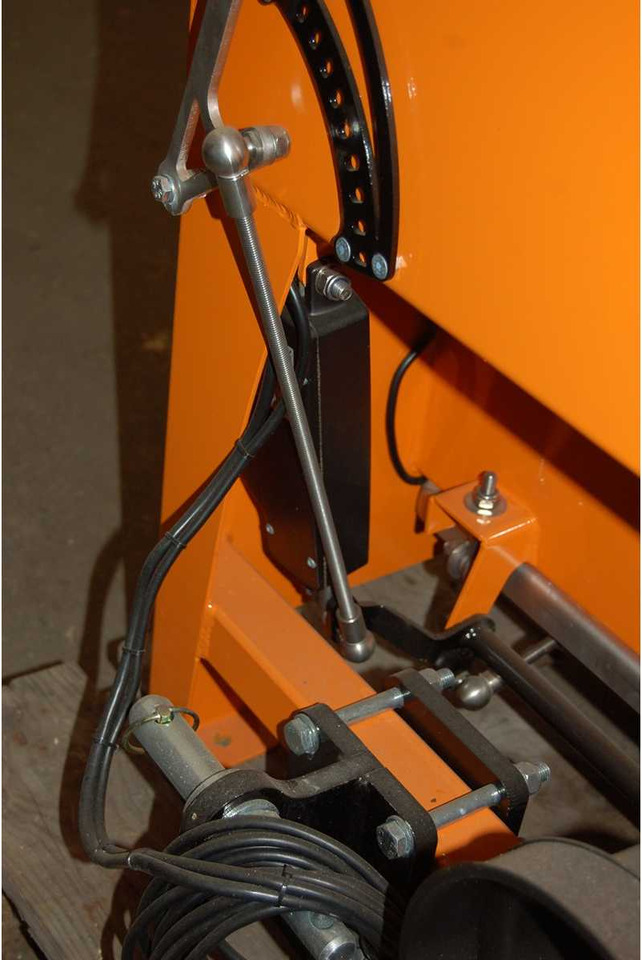 Ecotech XGB-200 - السيلاج الآلات: صور 5 Ecotech XGB-200 - السيلاج الآلات: صور 5