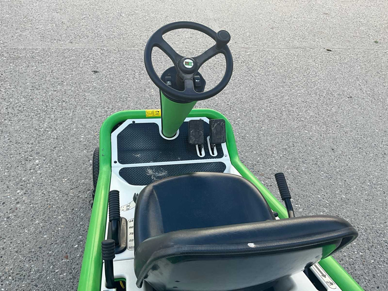 جزازة المروج Etesia MKHP Hydro 80: صور 9