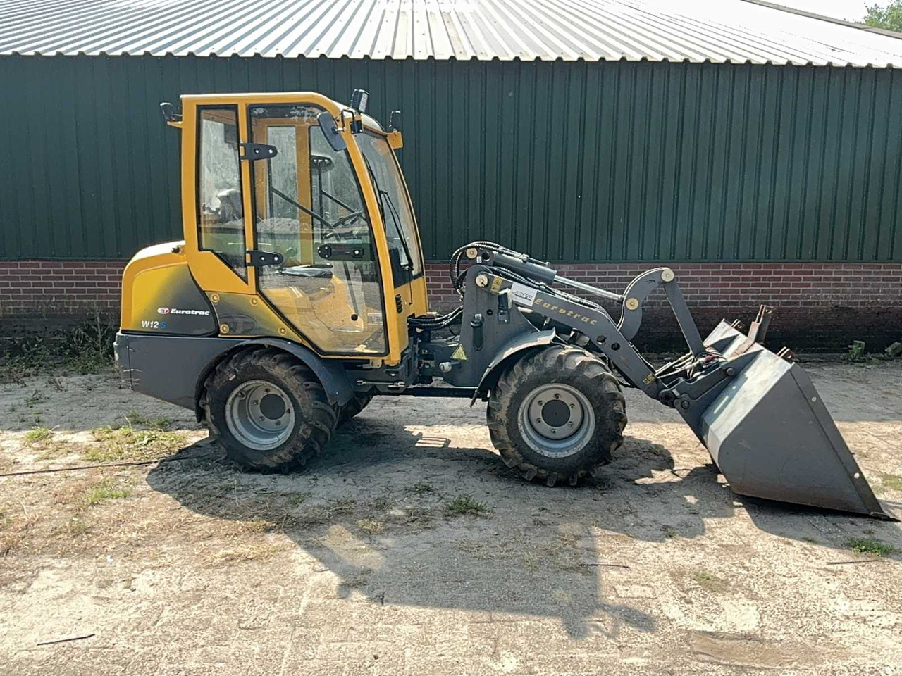 Eurotrac 8207W121CS - اللودر بعجل: صور 5 Eurotrac 8207W121CS - اللودر بعجل: صور 5
