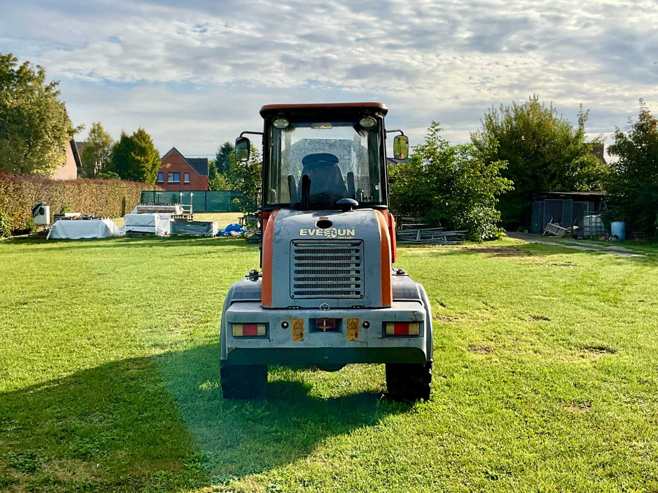 Everun ER12 - اللودر بعجل: صور 5 Everun ER12 - اللودر بعجل: صور 5