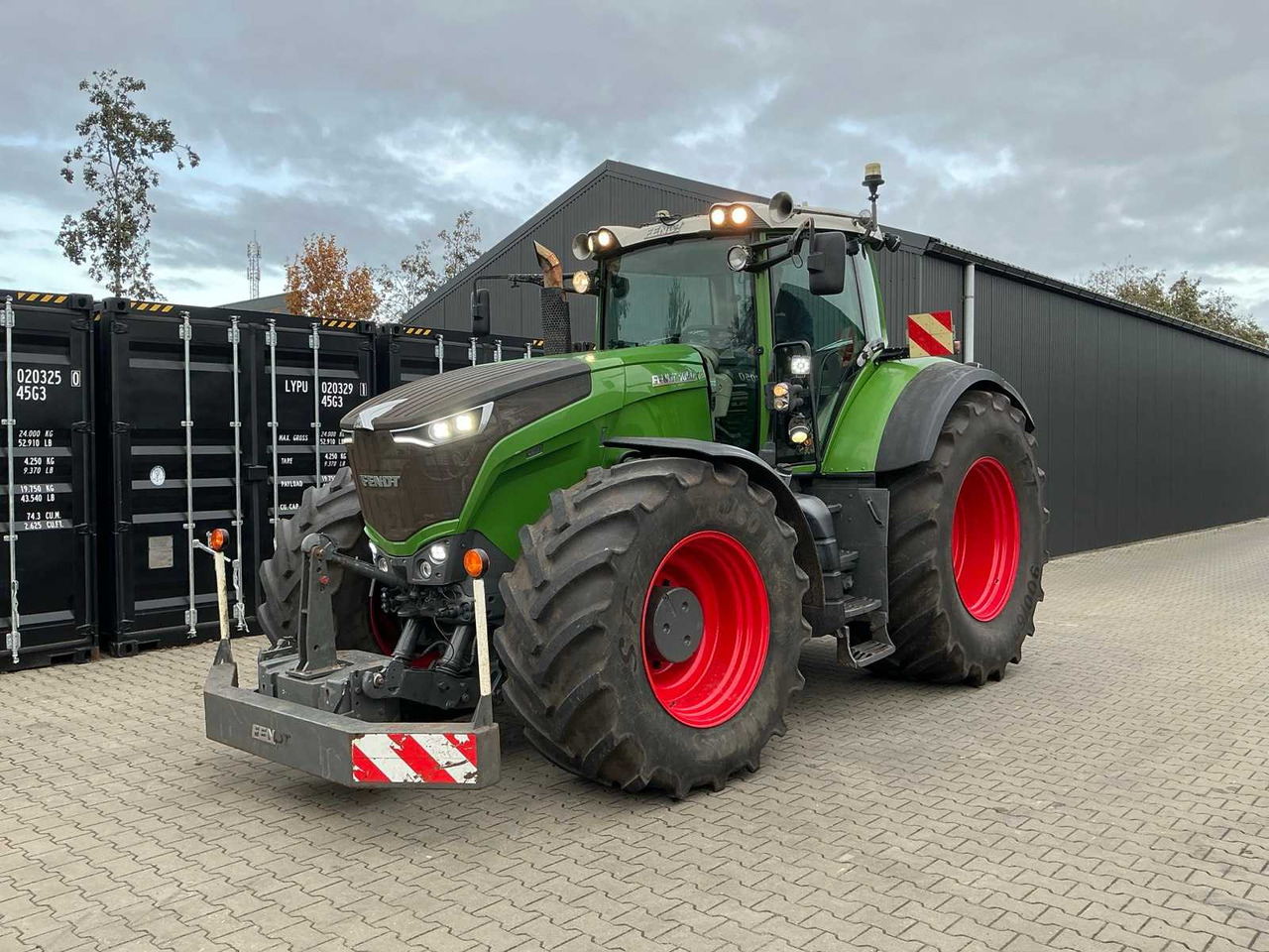 FENDT 934 VARIO ALL-WHEEL DRIVE AGRICULTURAL TRACTOR - جرار: صور 1 FENDT 934 VARIO ALL-WHEEL DRIVE AGRICULTURAL TRACTOR - جرار: صور 1