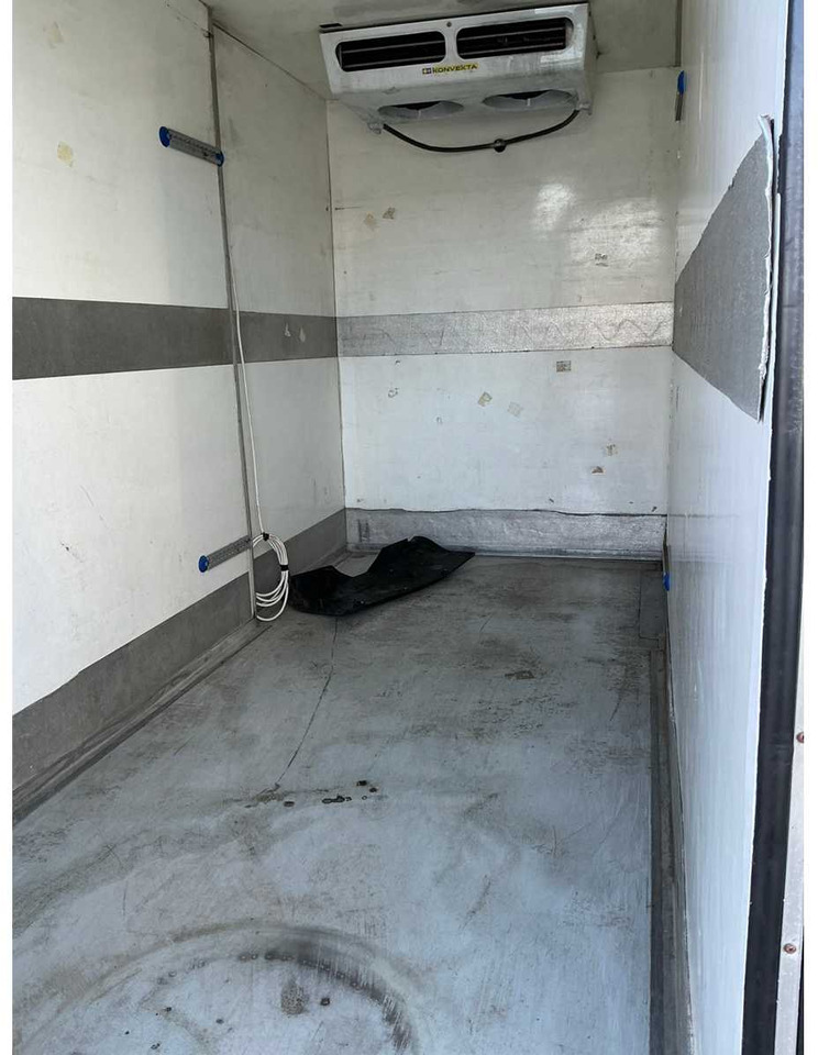 FORD - TRANSIT 2.0 TDCI - VAN - الشاحنات الصغيرة: صور 5 FORD - TRANSIT 2.0 TDCI - VAN - الشاحنات الصغيرة: صور 5