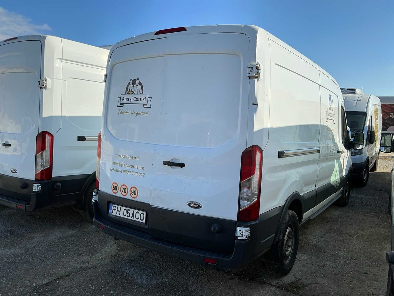 FORD TRANSIT VAN - الشاحنات الصغيرة: صور 2 FORD TRANSIT VAN - الشاحنات الصغيرة: صور 2