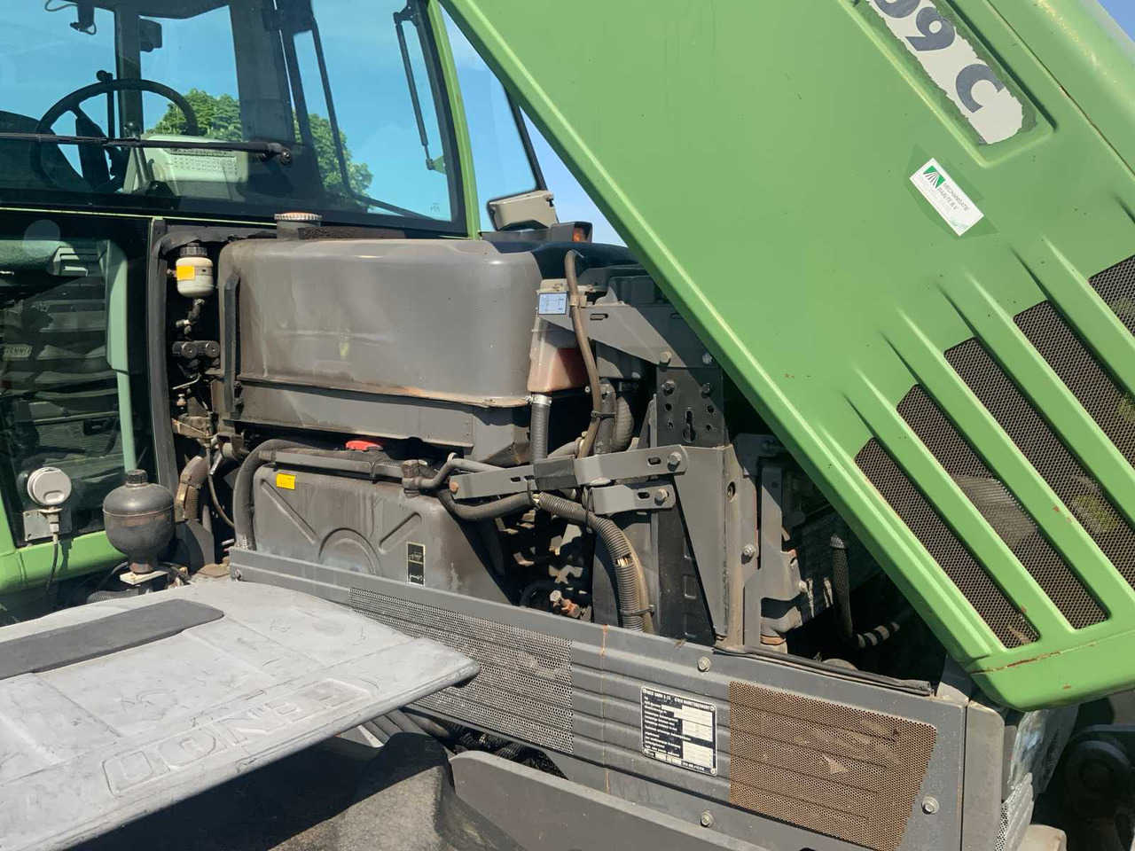 جرار Fendt 509C: صور 37