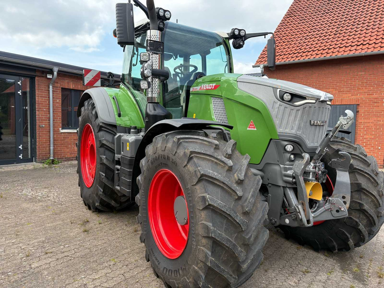 Fendt 728 Vario Gen7 Profi+ Setting2 - جرار: صور 3 Fendt 728 Vario Gen7 Profi+ Setting2 - جرار: صور 3
