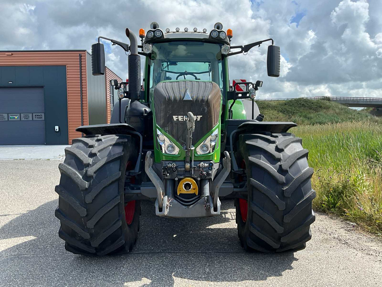 Fendt 828 Vario S4 Profi Plus - جرار: صور 3 Fendt 828 Vario S4 Profi Plus - جرار: صور 3