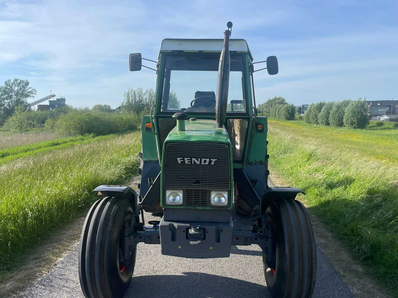 Fendt Farmer 306LS - جرار: صور 3 Fendt Farmer 306LS - جرار: صور 3