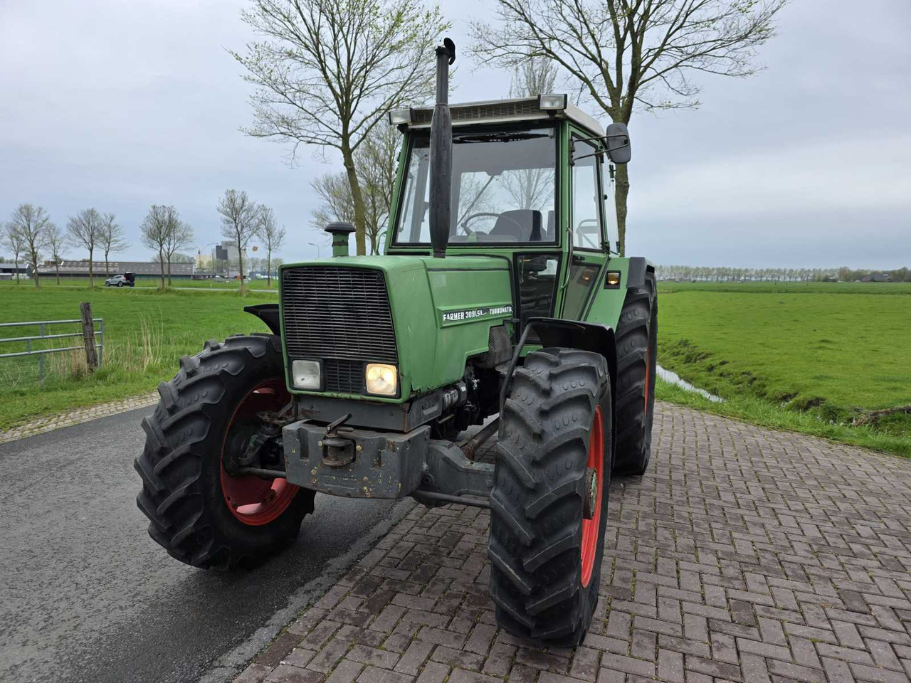 Fendt Farmer 309 lsa - جرار: صور 2 Fendt Farmer 309 lsa - جرار: صور 2