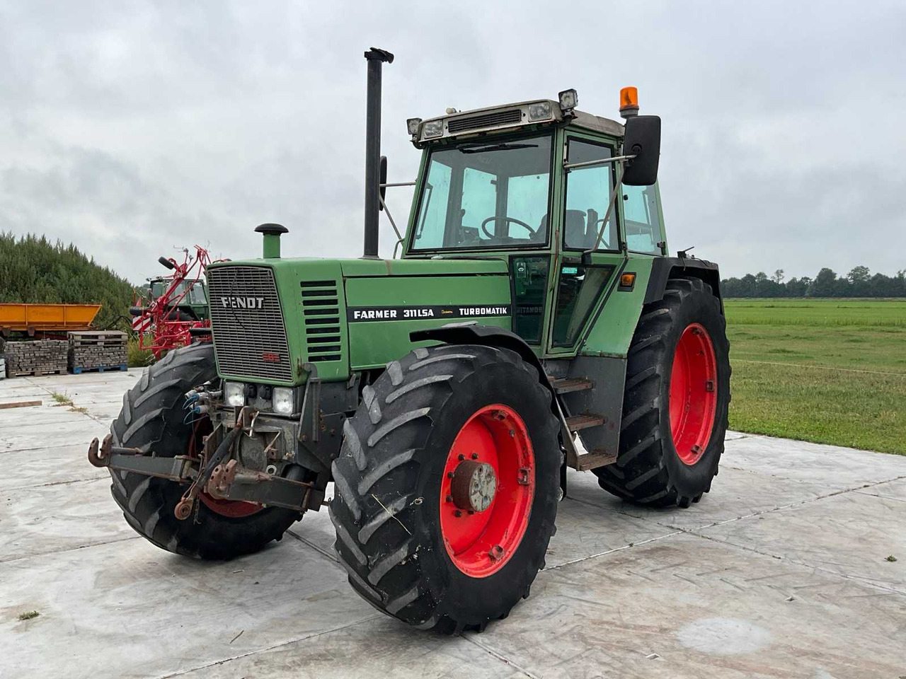 Fendt Farmer 312 LSA - جرار: صور 2 Fendt Farmer 312 LSA - جرار: صور 2