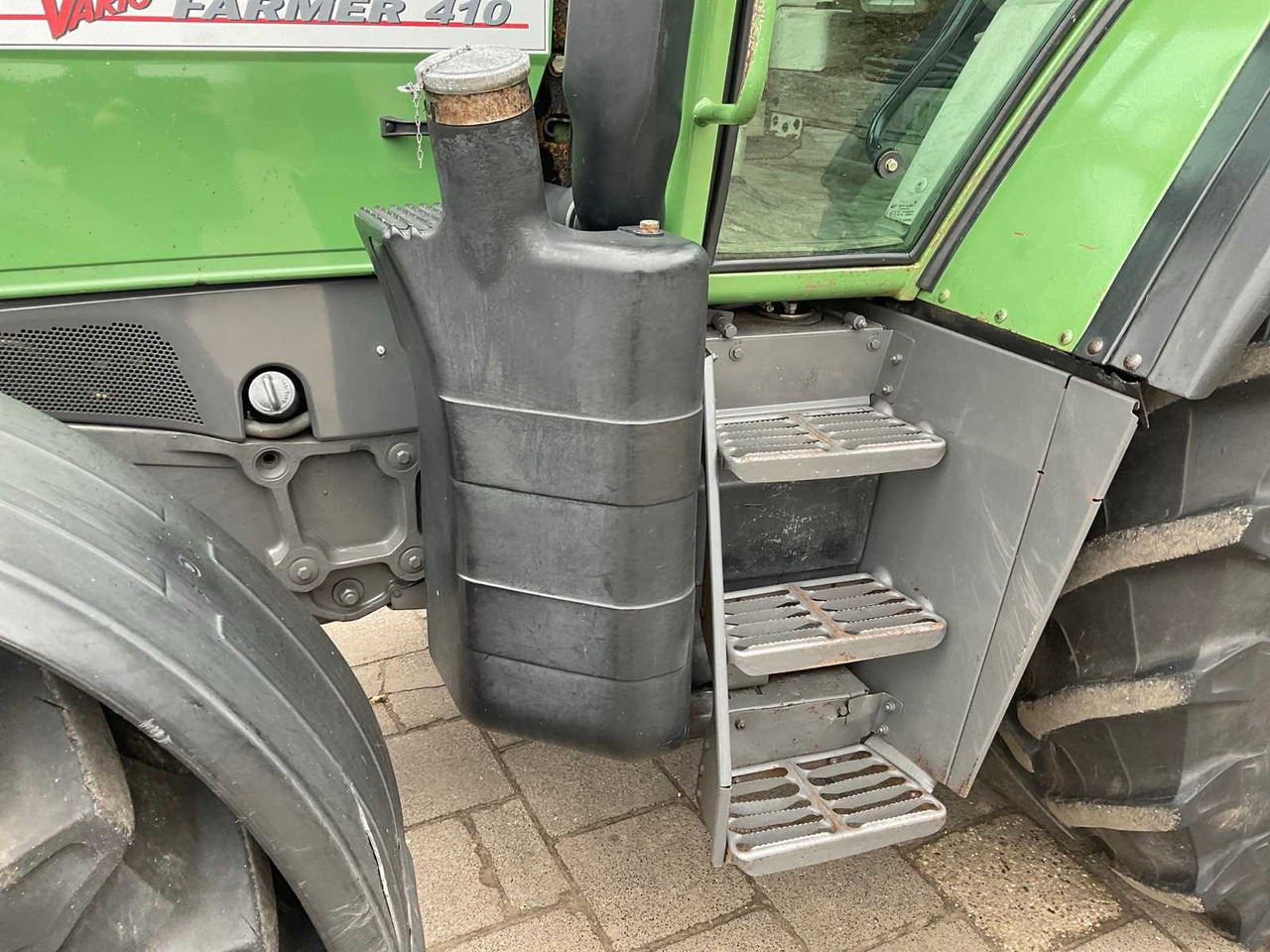 جرار Fendt Farmer 410 Vario: صور 10