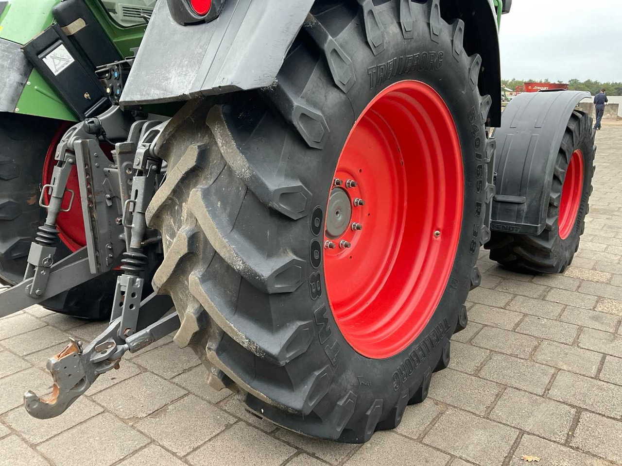 جرار Fendt Farmer 410 Vario: صور 23
