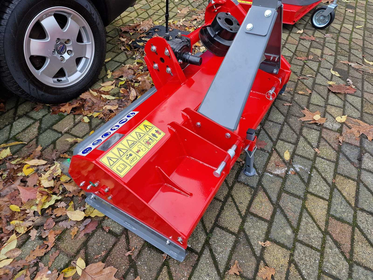 Flail Mower - Mower - 2024 - 125cm - التقطيع جزازة/ ماكينات قطع الحشائش: صور 4 Flail Mower - Mower - 2024 - 125cm - التقطيع جزازة/ ماكينات قطع الحشائش: صور 4