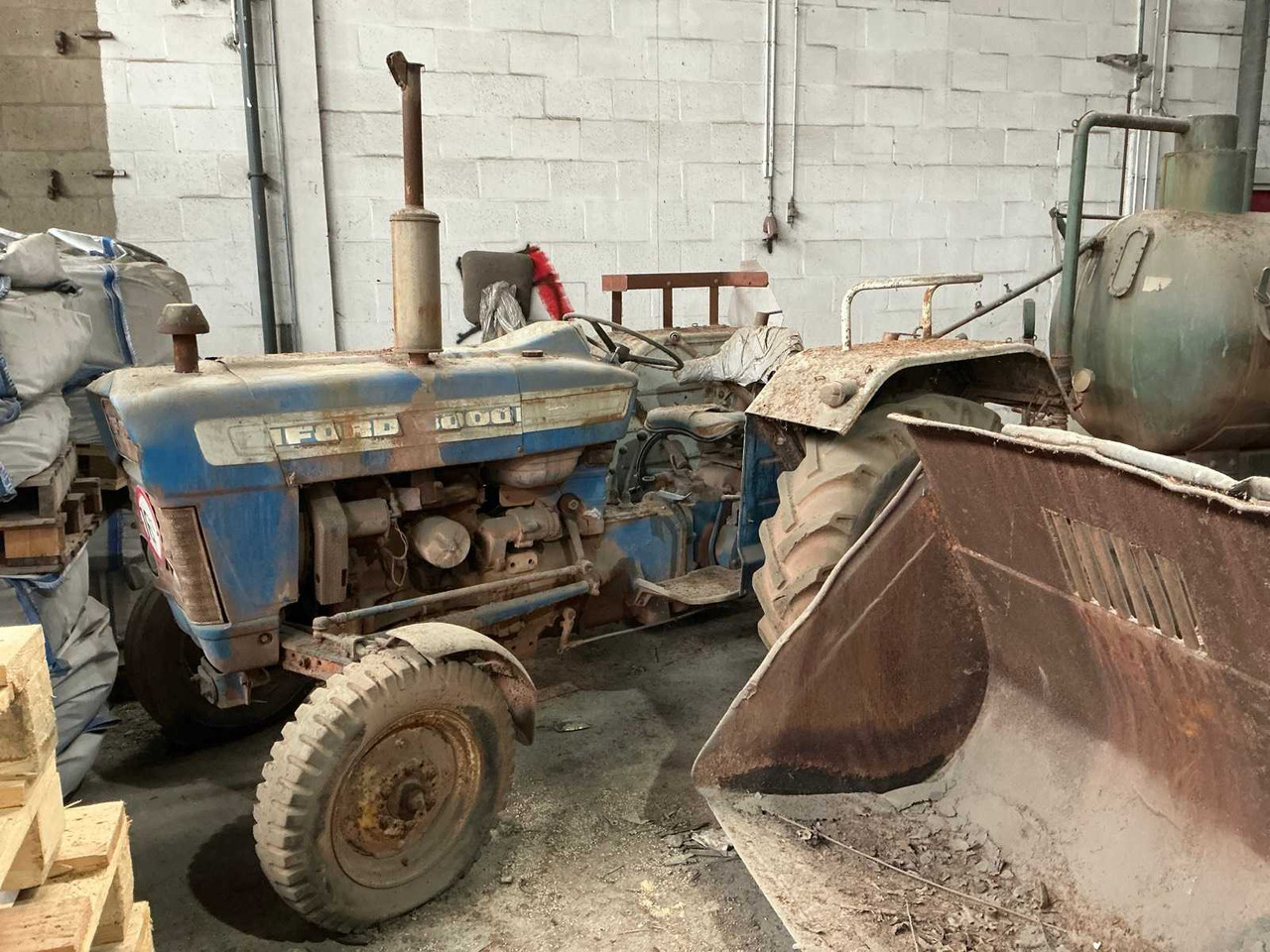 Ford 3000 - جرار: صور 2 Ford 3000 - جرار: صور 2