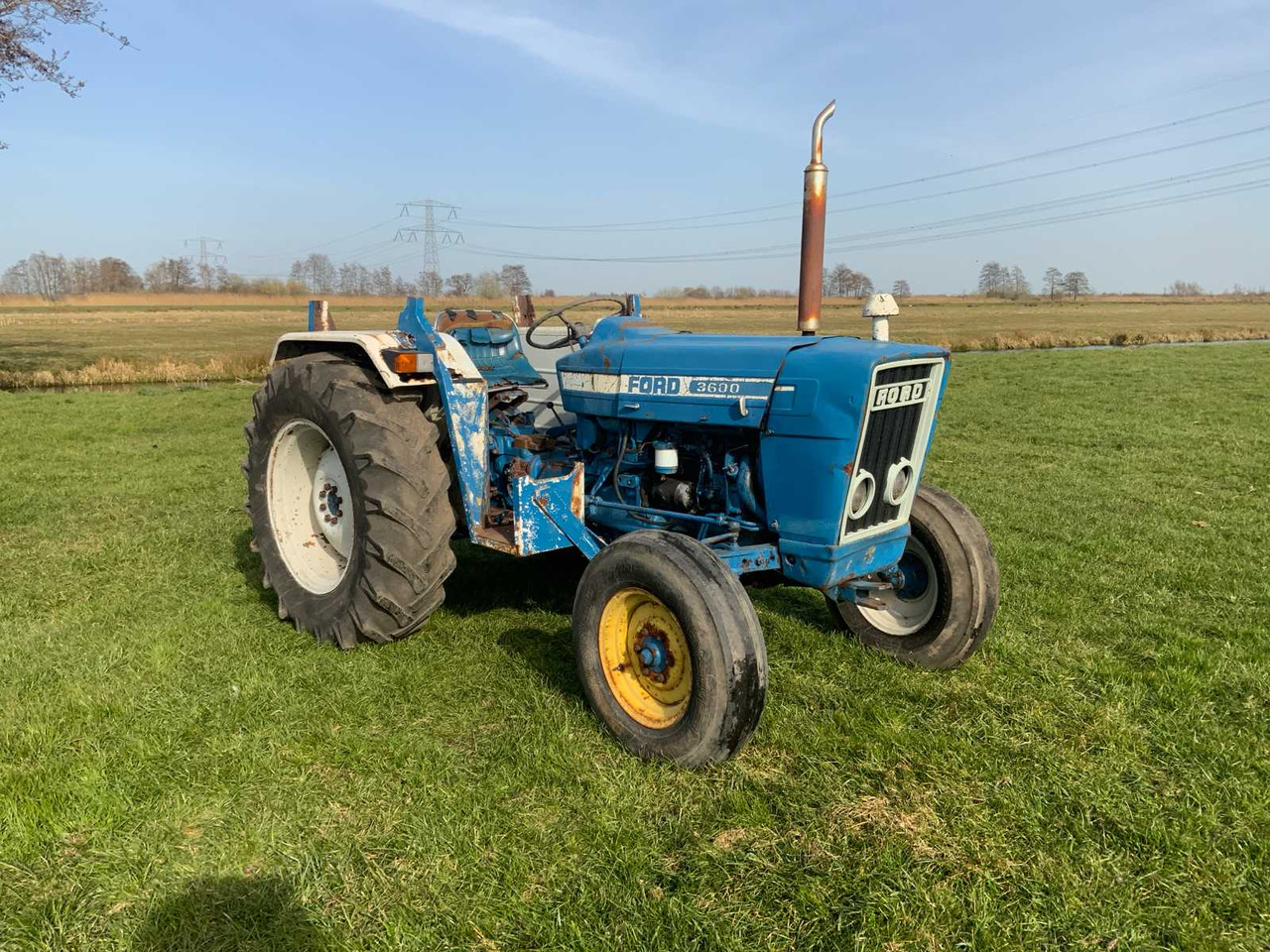 Ford 3600 - جرار: صور 3 Ford 3600 - جرار: صور 3