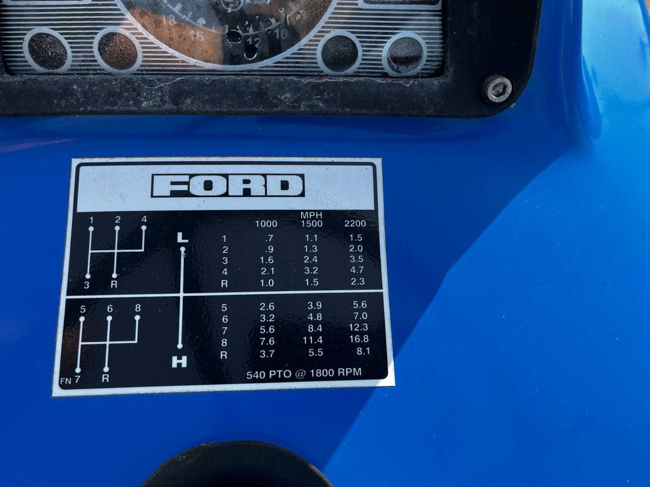 Ford 4500 - جرار: صور 3 Ford 4500 - جرار: صور 3