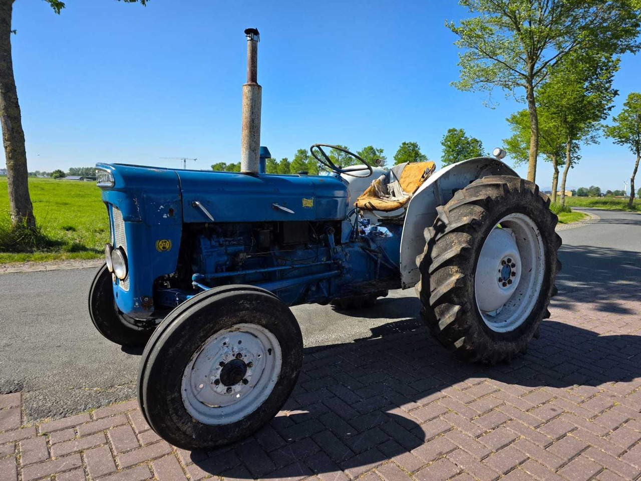 Ford Super Dexta - جرار: صور 1 Ford Super Dexta - جرار: صور 1