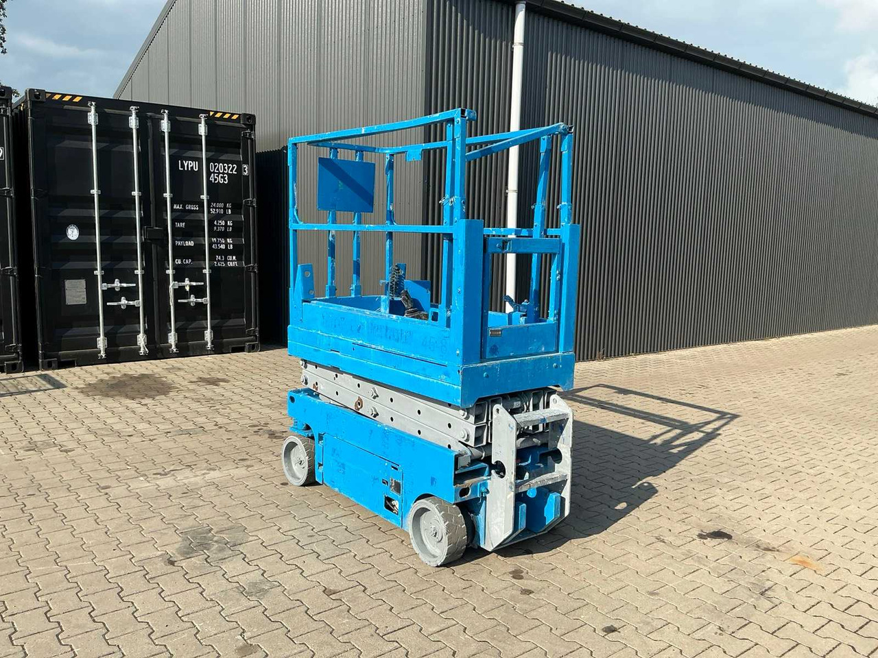 GENIE GS-1532 SCISSOR LIFT - منصات هيدروليكية متنقلة: صور 5 GENIE GS-1532 SCISSOR LIFT - منصات هيدروليكية متنقلة: صور 5