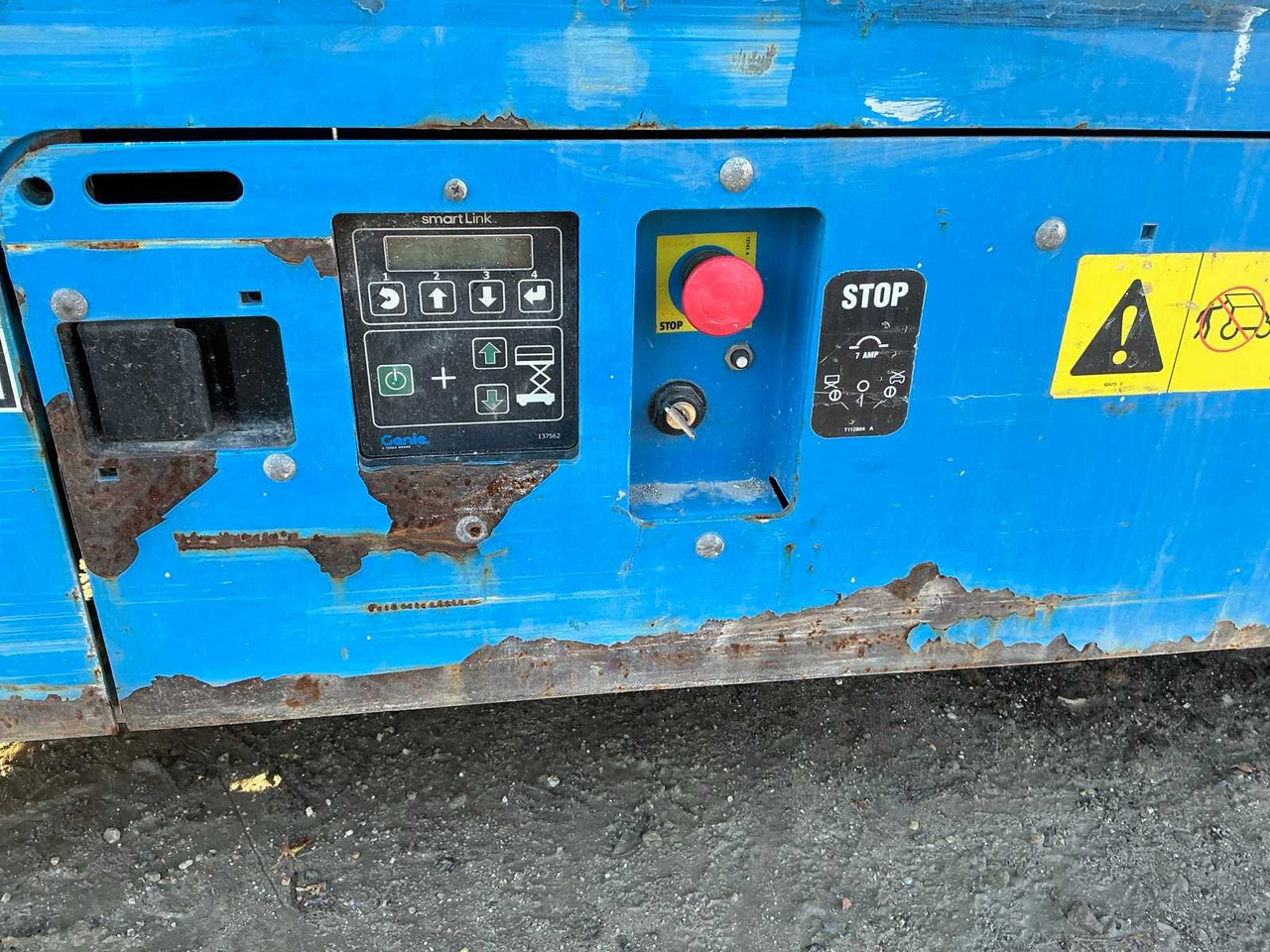 منصات هيدروليكية متنقلة GENIE - GS4047 - AERIAL WORK PLATFORMS - 2015 (ESN14015024): صور 14