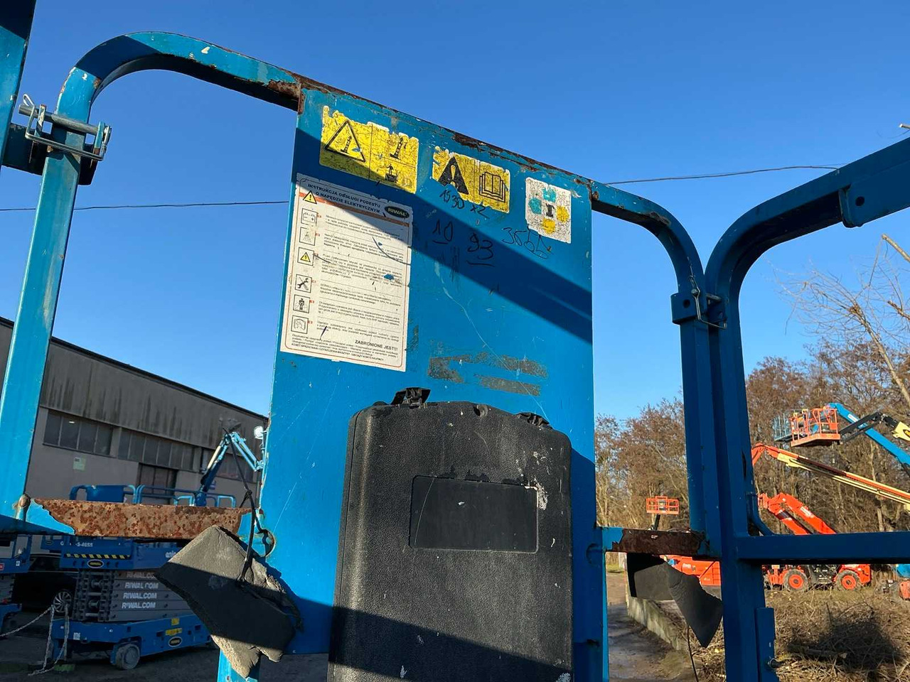 منصات هيدروليكية متنقلة GENIE - GS4047 - AERIAL WORK PLATFORMS - 2015 (ESN14015024): صور 21