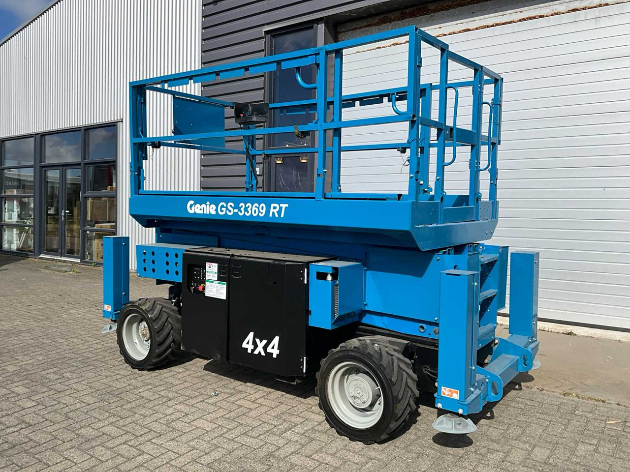 Genie GS-3369 RT - منصات هيدروليكية متنقلة: صور 4 Genie GS-3369 RT - منصات هيدروليكية متنقلة: صور 4