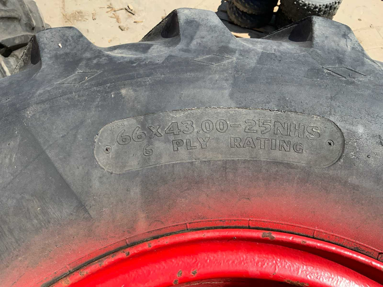 Good Year Super terra -grip - الإطارات والجنوط - جرار: صور 4 Good Year Super terra -grip - الإطارات والجنوط - جرار: صور 4