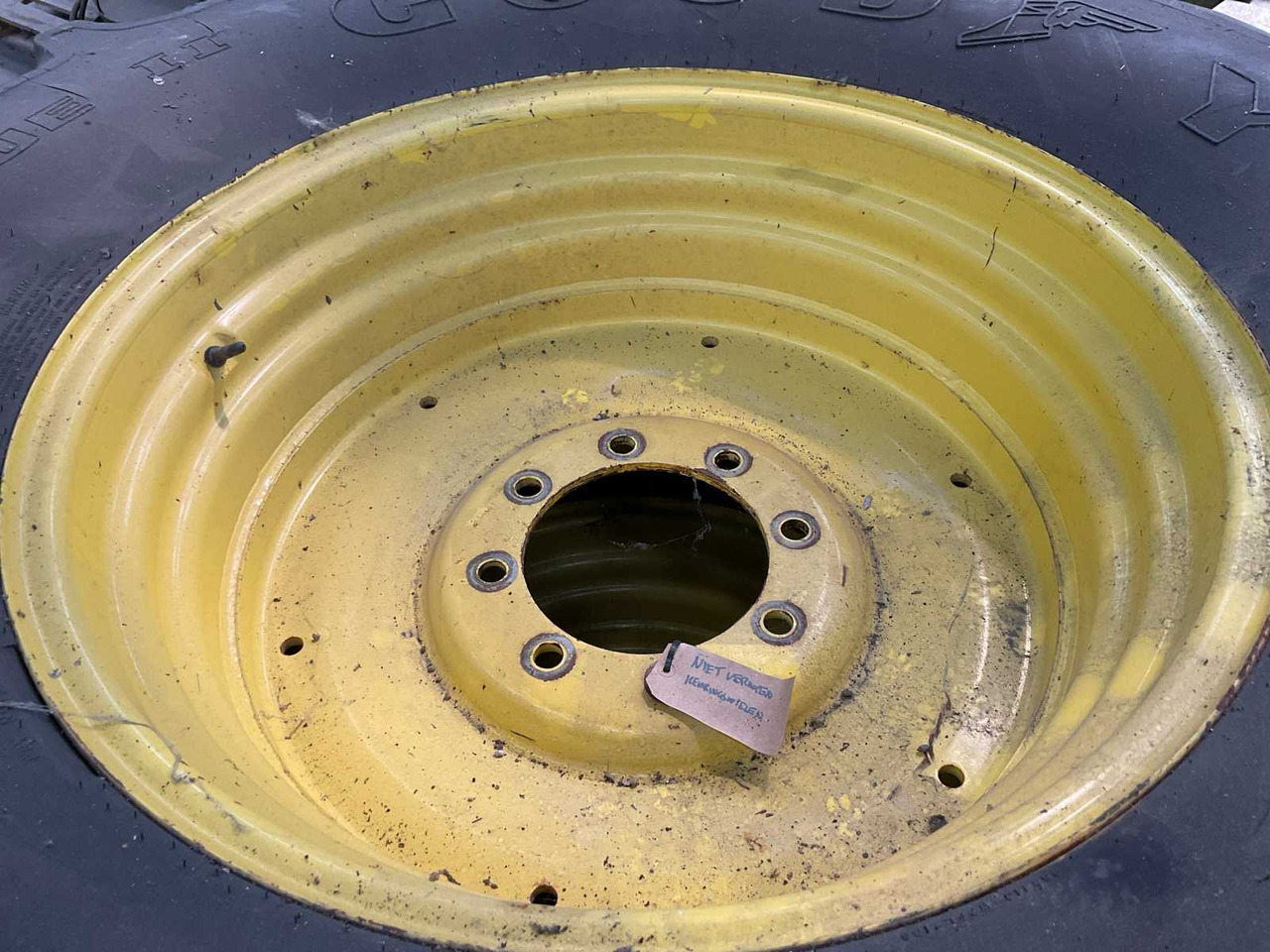 Goodyear Dyna Torque II - الإطارات والجنوط - جرار: صور 4 Goodyear Dyna Torque II - الإطارات والجنوط - جرار: صور 4