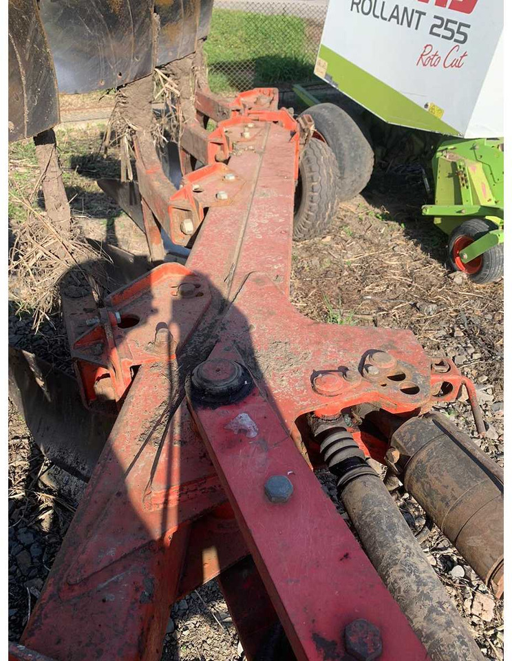 Grégoire-Besson RB7 614 160 90 - محراث: صور 5 Grégoire-Besson RB7 614 160 90 - محراث: صور 5