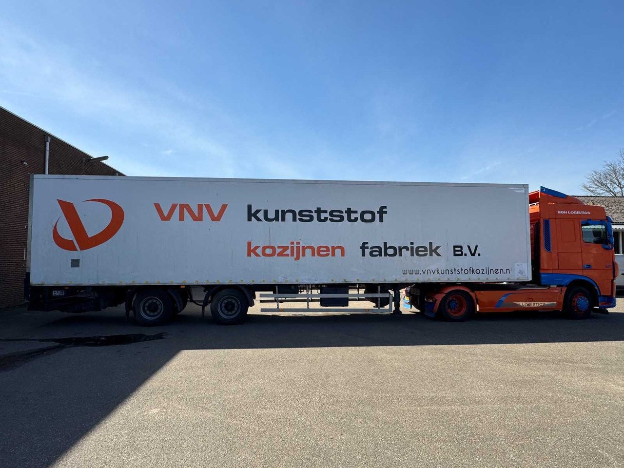 H.T.F. - 2001 - SEMI-TRAILER WITH CLOSED INSULATED BODY WITH STEERED REAR AXLE, AMA TAIL LIFT 14 METERS OG-12-ZV - نصف مقطورة: صور 2 H.T.F. - 2001 - SEMI-TRAILER WITH CLOSED INSULATED BODY WITH STEERED REAR AXLE, AMA TAIL LIFT 14 METERS OG-12-ZV - نصف مقطورة: صور 2