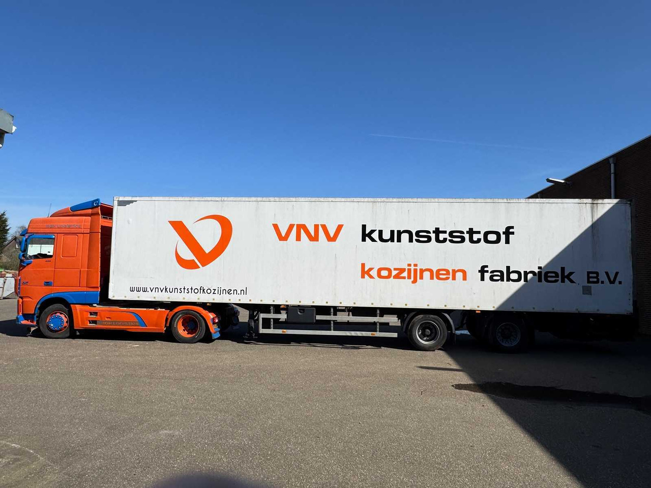 H.T.F. - 2001 - SEMI-TRAILER WITH CLOSED INSULATED BODY WITH STEERED REAR AXLE, AMA TAIL LIFT 14 METERS OG-12-ZV - نصف مقطورة: صور 5 H.T.F. - 2001 - SEMI-TRAILER WITH CLOSED INSULATED BODY WITH STEERED REAR AXLE, AMA TAIL LIFT 14 METERS OG-12-ZV - نصف مقطورة: صور 5